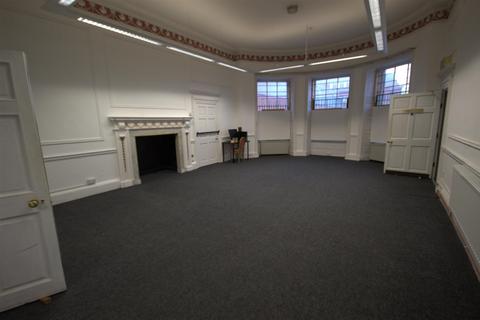 Property to rent, The Old Court House, Front Street, Pontefract