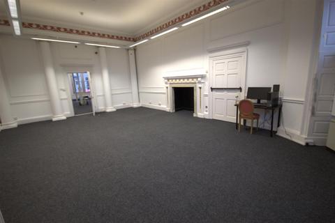 Property to rent, The Old Court House, Front Street, Pontefract