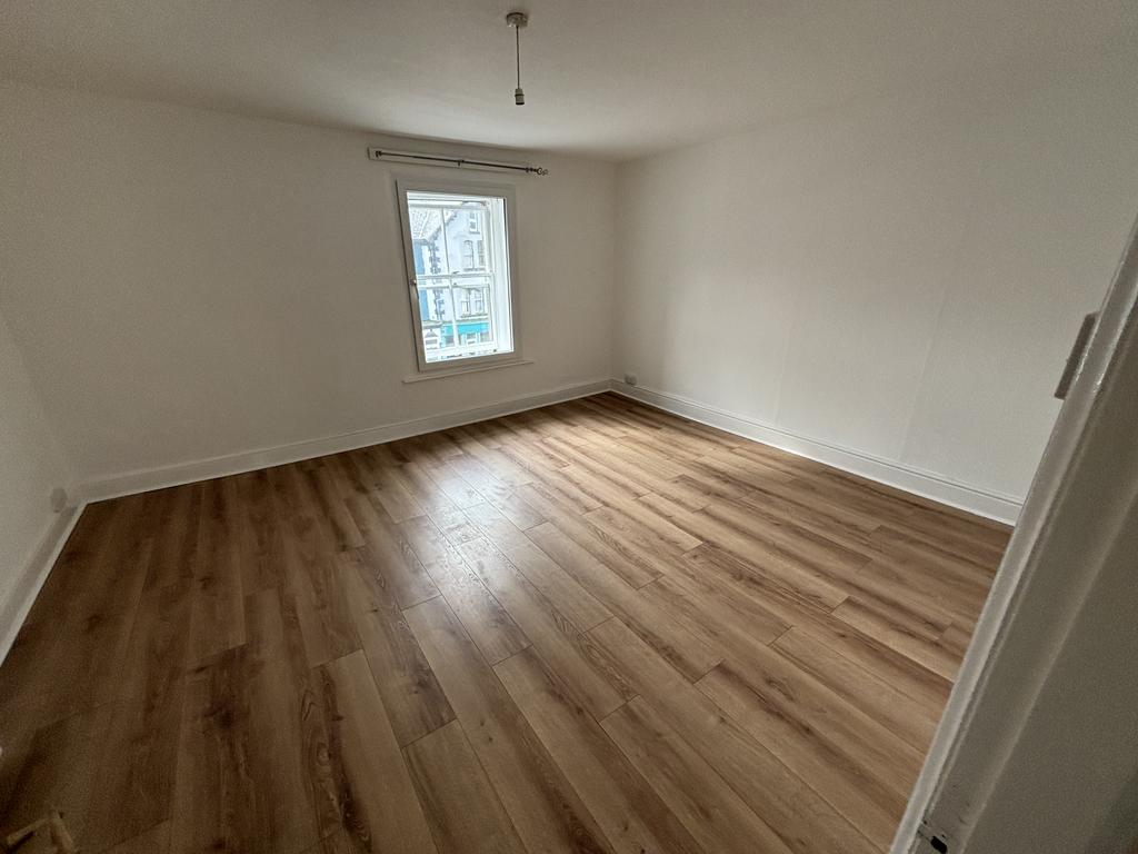 Bedroom 1 (front)