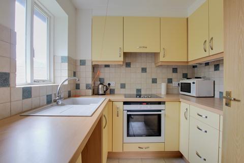 2 bedroom retirement property for sale, HOME MEAD, DENMEAD