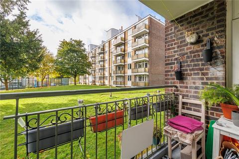 1 Winterfold Close, London, SW19 6LE