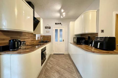 7 Burnside Avenue, Ribbleton, Preston, PR2 6LT