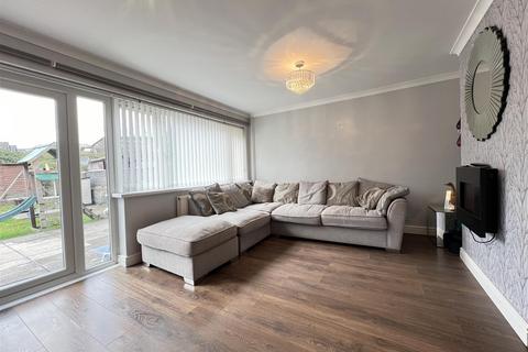 3 bedroom end of terrace house for sale, Fair Oak Close, Aberdare CF44