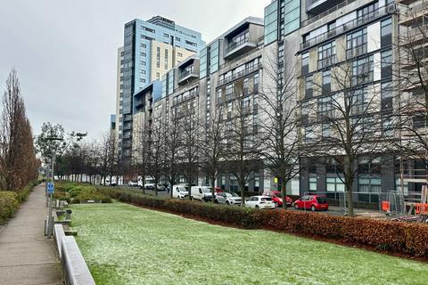 3 bedroom flat to rent, Glasgow Harbour Terrace, Glasgow, G11