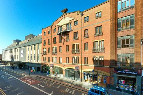 2 bedroom apartment to rent, Wilson Street, Glasgow