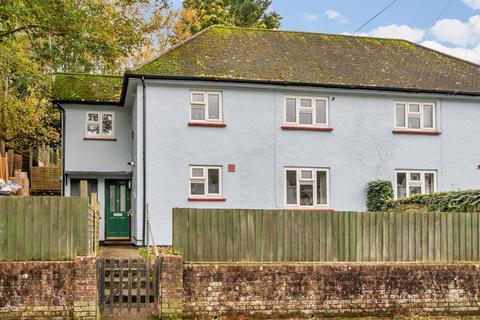 1 bedroom maisonette for sale, Cline Road, Guildford, Surrey, GU1