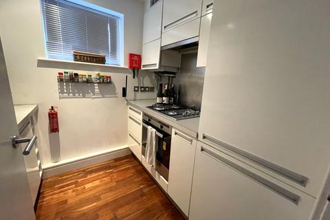 2 bedroom flat to rent, Kay Street, London E2