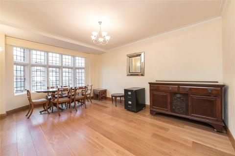 3 bedroom flat to rent, Downing Court, Grenville Street, London