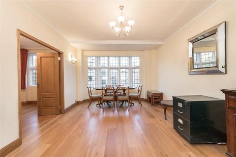 3 bedroom flat to rent, Downing Court, Grenville Street, London