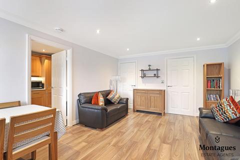 Flat 3, Alexander Court Crows Road, Epping, CM16 5DA