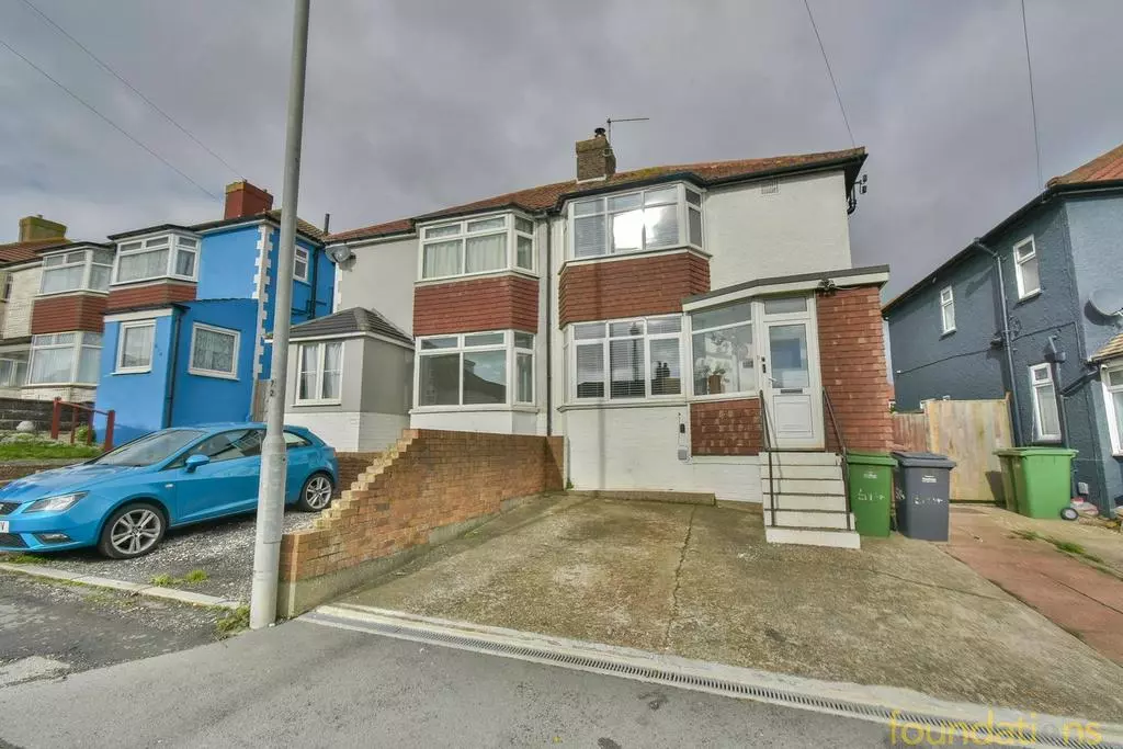 Bexhill Road, St Leonards-on-Sea, TN38 3 bed semi-detached house