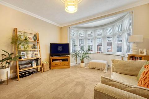 8 Ferguson Avenue, Romford, RM2 6RB