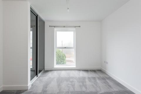 2 bedroom flat to rent, Milton Keynes MK10