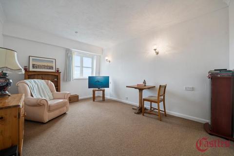 1 bedroom retirement property to rent, Bishops View Court, Muswell Hill, N10