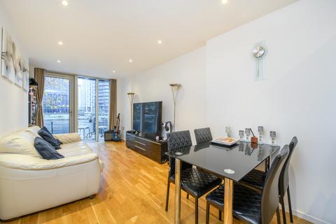 2 bedroom flat to rent, Millharbour, London