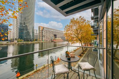 undefined, Millharbour, London