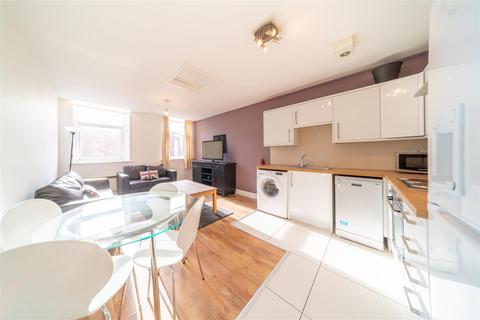 3 bedroom apartment to rent, £150pppw - St Andrews Street, City Centre, NE1