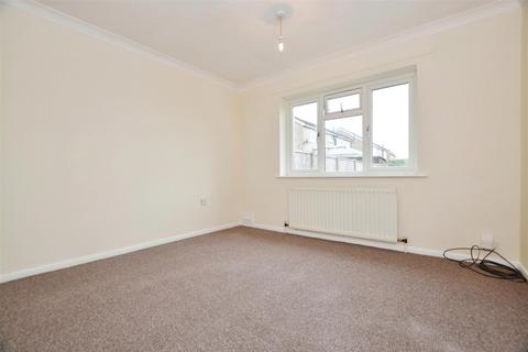 7 Ribston Close, Scunthorpe, DN16 3SX