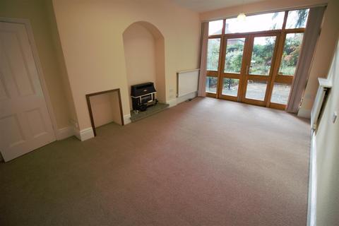 2 bedroom detached house to rent, Button Hill, Sheffield S11