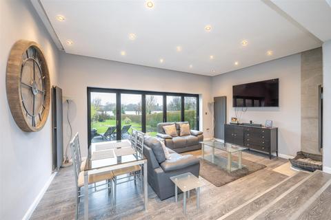 5 Malthouse Lane, Earlswood, Solihull, B94 5RX