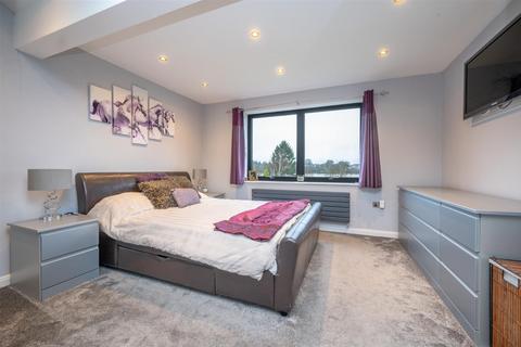 5 Malthouse Lane, Earlswood, Solihull, B94 5RX