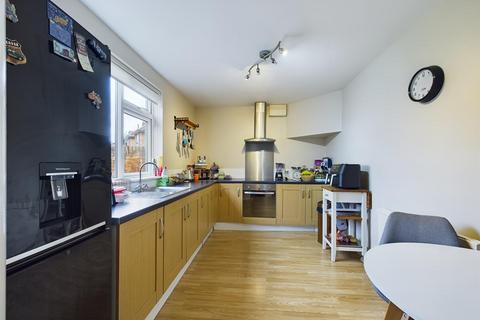 2 bedroom semi-detached house for sale, De Wint Avenue, Lincoln