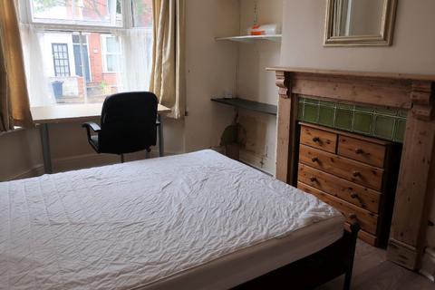 3 bedroom house share to rent, Birmingham B29