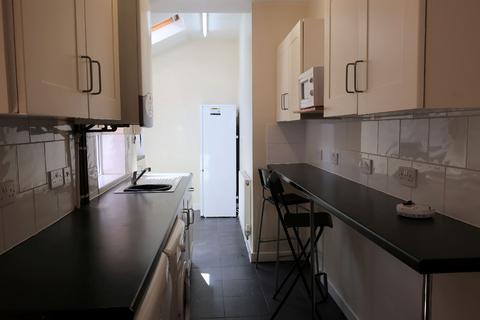 3 bedroom house share to rent, Birmingham B29