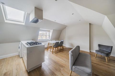 3 bedroom flat for sale, Clifton Hill, St John's Wood