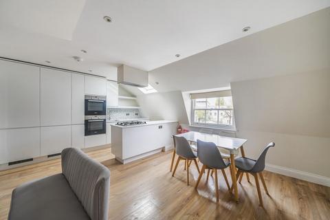 3 bedroom flat for sale, Clifton Hill, St John's Wood