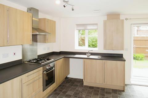3 bedroom end of terrace house to rent, Lucius Close, North Hykeham LN6