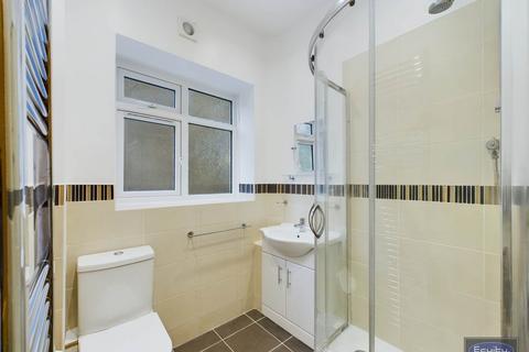 2 bedroom flat to rent, Northbrook Road, London,