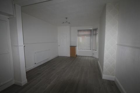 2 bedroom terraced house to rent, Derwent Avenue, Hampshire St, Hull, HU4