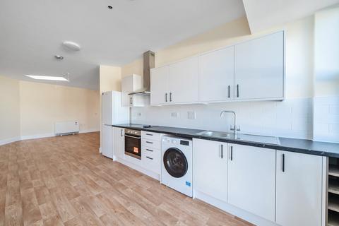 2 bedroom flat for sale, Mayfair Apartments, 131a Stoke Road, Gosport, Hampshire, PO12