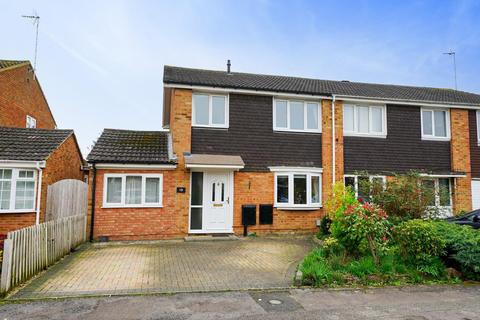 3 bedroom semi-detached house for sale, Carina Drive, Leighton Buzzard