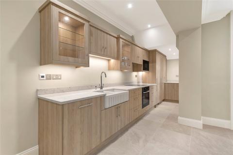 2 bedroom apartment for sale, Chesham Street, London, SW1X