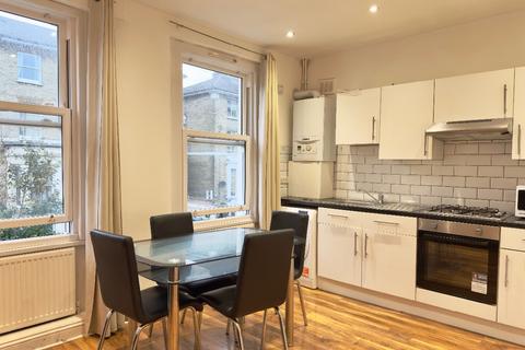 4 bedroom flat to rent, Flaxman Road, London