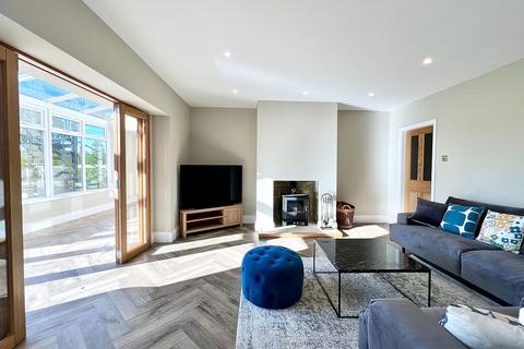 Flat B, The Coach House Sicklinghall Road, Wetherby, LS22 4AF