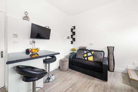 2 bedroom apartment to rent, Sydenham Road, Sydenham, London, SE26