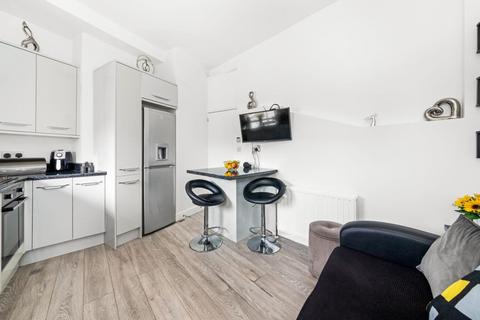 2 bedroom apartment to rent, Sydenham Road, Sydenham, London, SE26