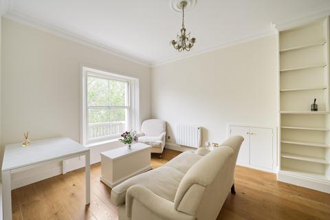 1 bedroom flat to rent, Queens Gardens, London, W2