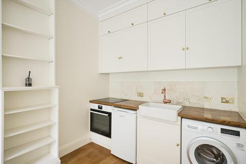 1 bedroom flat to rent, Queens Gardens, London, W2