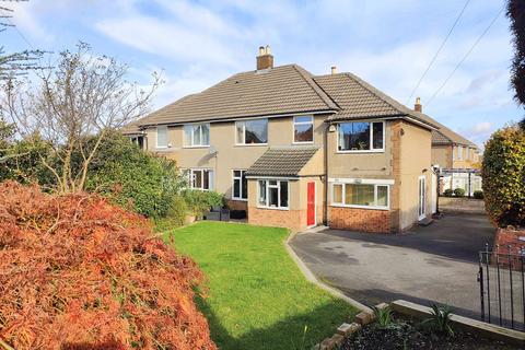 4 bedroom semi-detached house for sale, Shaftesbury Avenue, Brighouse HD6