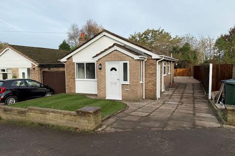 2 bedroom detached bungalow to rent, Nursery Avenue, Ormskirk, L39 2DZ