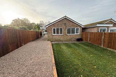 2 bedroom detached bungalow to rent, Nursery Avenue, Ormskirk, L39 2DZ