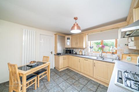 4 bedroom detached house for sale, Woodbridge Close, Walsall WS3