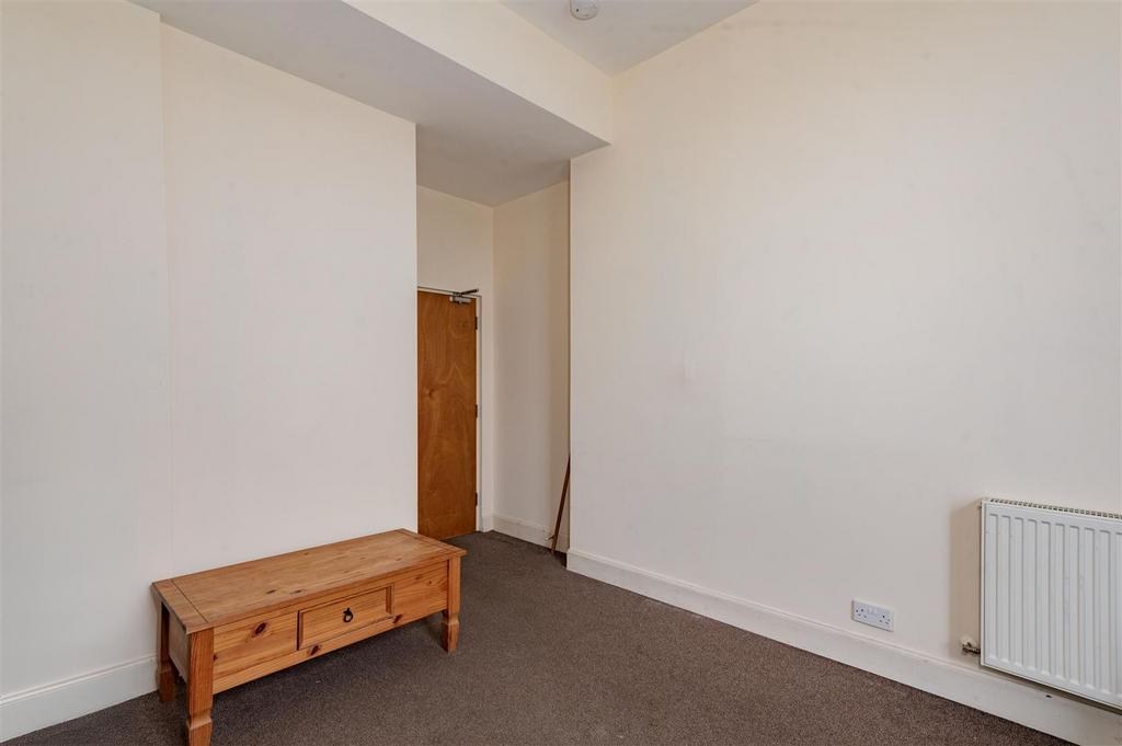 Flat 4 21 Commercial Street Dundee 8.JPG