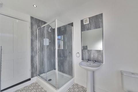 3 bedroom terraced house to rent, Clarendon Street, Leicester