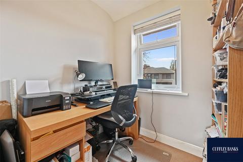 75 Lee Road, Perivale, Greenford, UB6 7DA