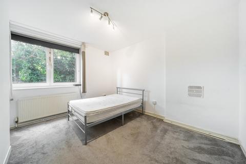 4 bedroom apartment to rent, Hope Street Battersea SW11